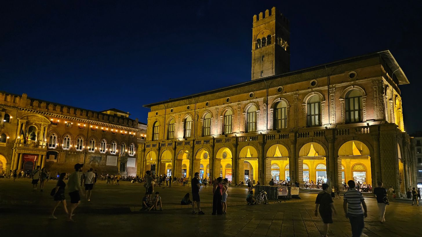 Städtetrip Bologna Piazza Maggiore